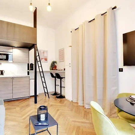 Charming Heart Of Le Marais - Gethosted Parijs