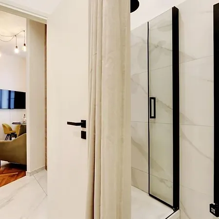 Appartement Charming Heart Of Le Marais - Gethosted Parijs